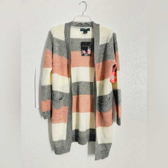 Cardigan - Picture 1 of 2